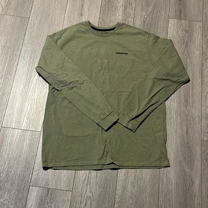 Patagonia long sleeve t-shirt